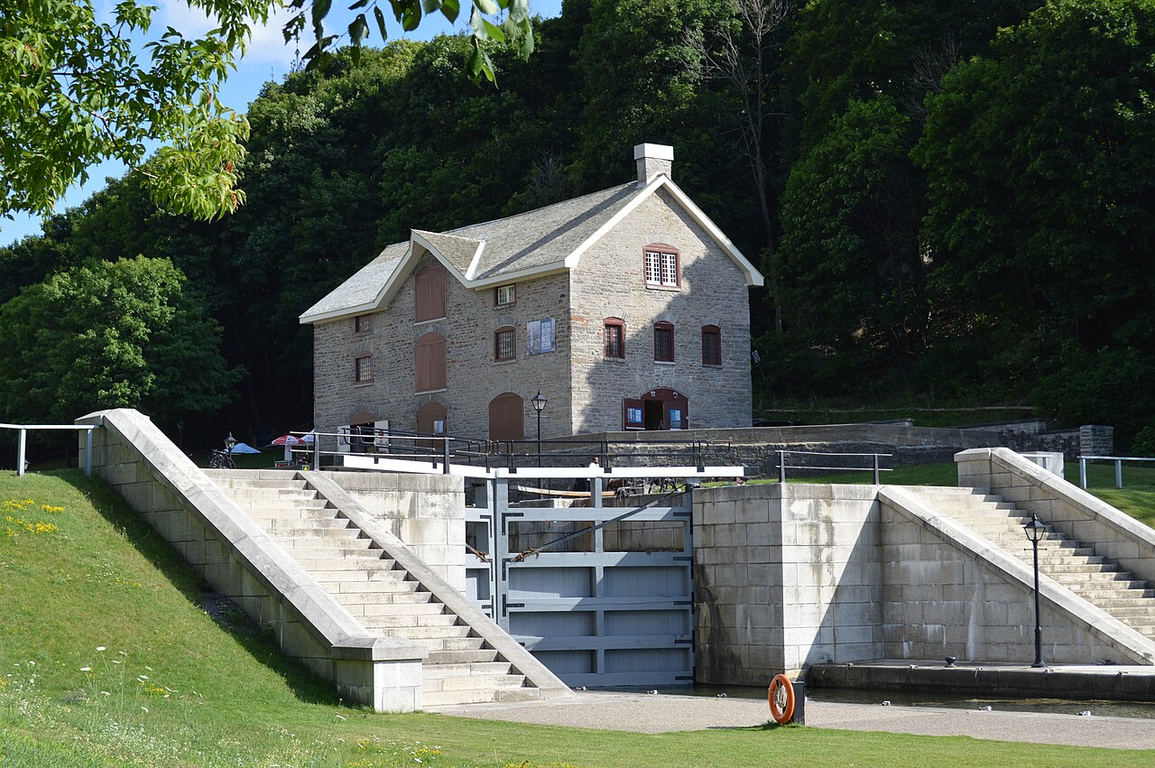 The Commissariat Building, now the Bytown Museum, beside the Rideau Canal locks.